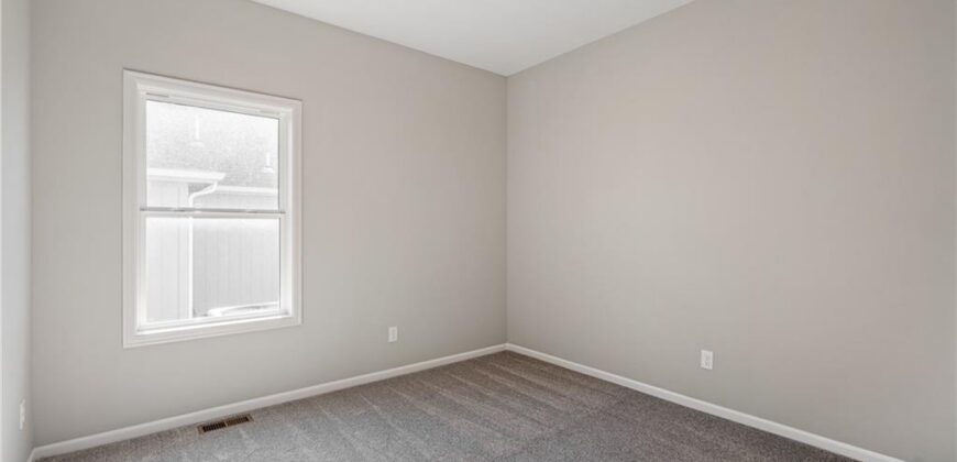 10216 N Winchester Avenue, Kansas City, MO 64156