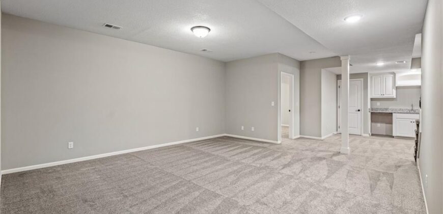 10216 N Winchester Avenue, Kansas City, MO 64156