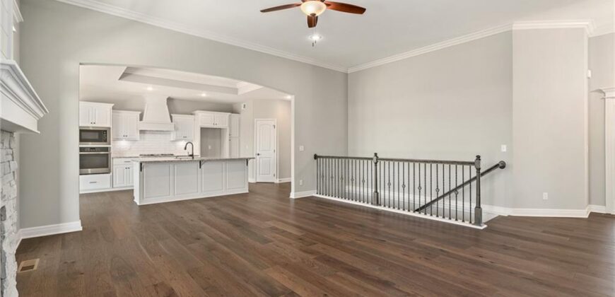 10216 N Winchester Avenue, Kansas City, MO 64156