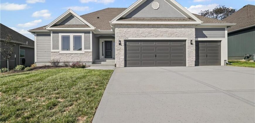 10216 N Winchester Avenue, Kansas City, MO 64156