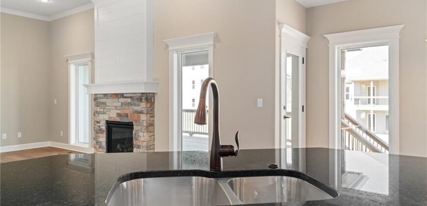 7012 NE 102nd Court, Kansas City, MO 64156