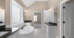 7012 NE 102nd Court, Kansas City, MO 64156