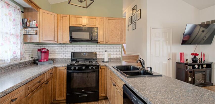 7307 NW Winter Avenue, Kansas City, MO 64152