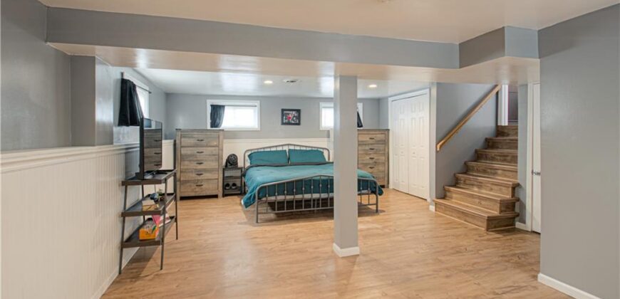 7307 NW Winter Avenue, Kansas City, MO 64152