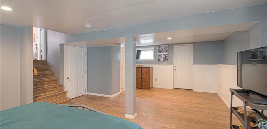 7307 NW Winter Avenue, Kansas City, MO 64152