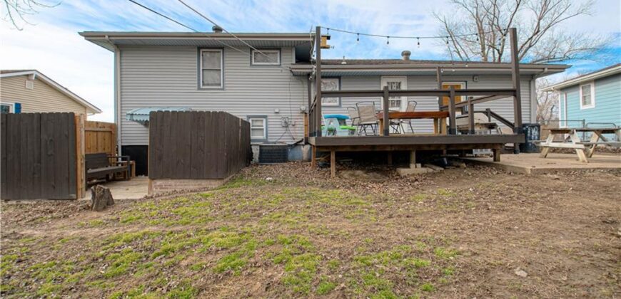 7307 NW Winter Avenue, Kansas City, MO 64152