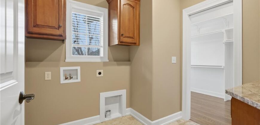 6205 NW Saddle Club Court, Other, MO 64152