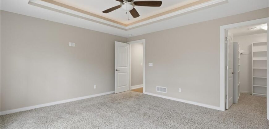 6205 NW Saddle Club Court, Other, MO 64152