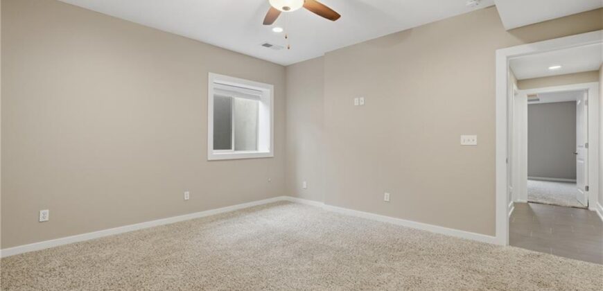 6205 NW Saddle Club Court, Other, MO 64152