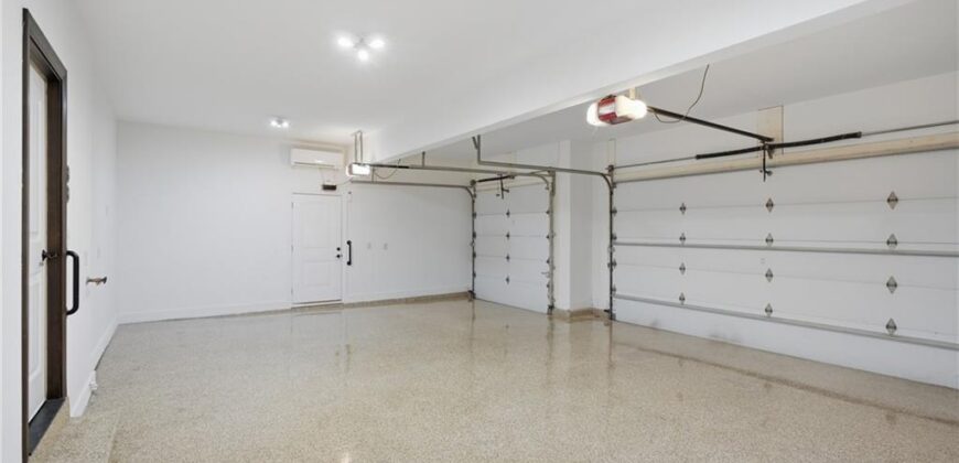 6205 NW Saddle Club Court, Other, MO 64152