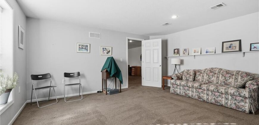 8923 N Mersington Avenue, Kansas City, MO 64156