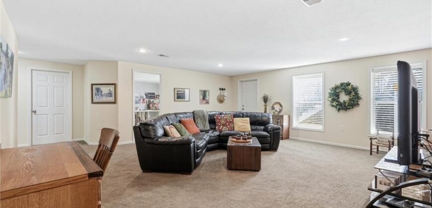 8923 N Mersington Avenue, Kansas City, MO 64156