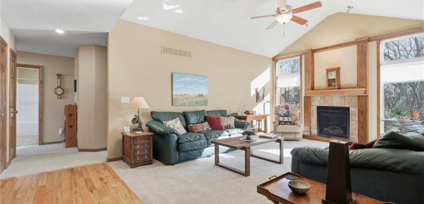 8923 N Mersington Avenue, Kansas City, MO 64156