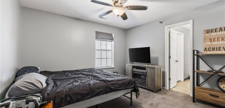 2310 NE 68th Street, Gladstone, MO 64118