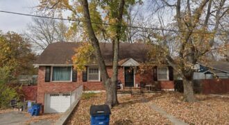 14 E Whittier Street, Kansas City, MO 64119
