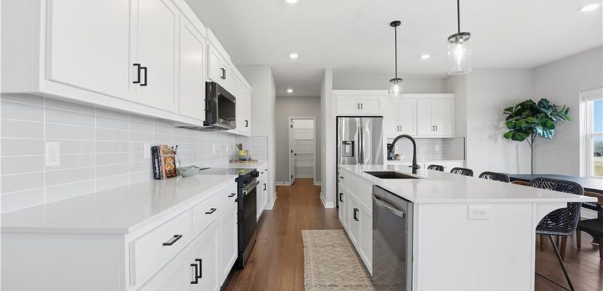 11115 N Glenwood Avenue, Kansas City, MO 64157