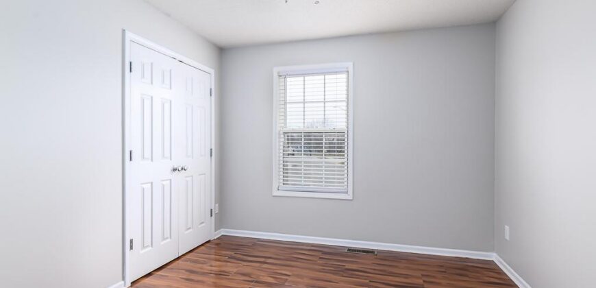 11911 N Charlotte Street, Kansas City, MO 64155