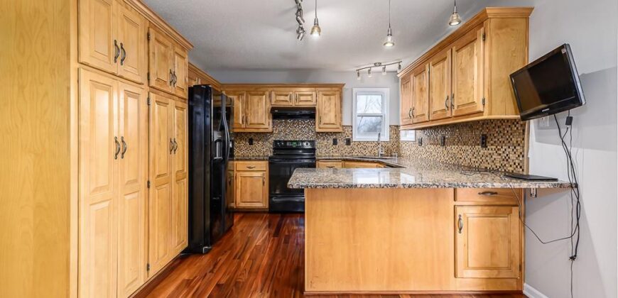 11911 N Charlotte Street, Kansas City, MO 64155