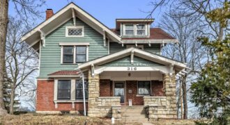 316 E Doniphan Street, Liberty, MO 64068