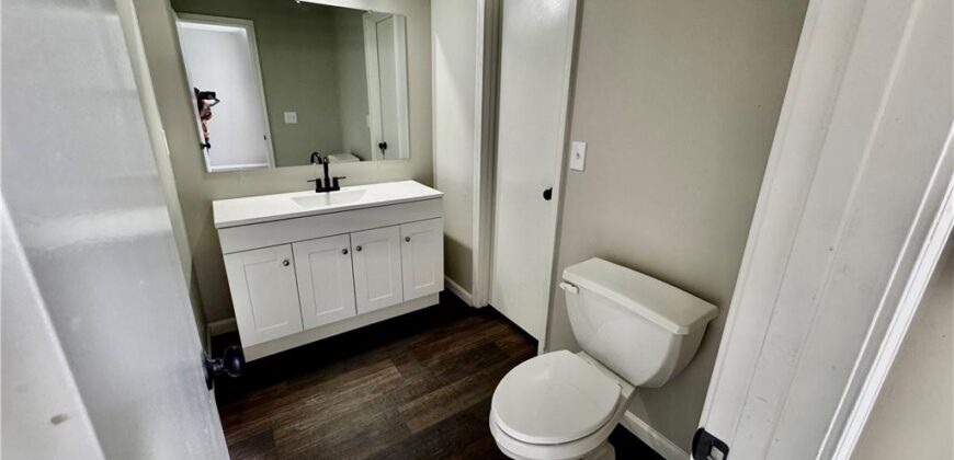 8240 NW Birch Lane, Kansas City, MO 64151