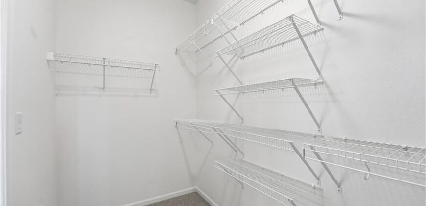 9637 N Colrain Avenue, Kansas City, MO 64154