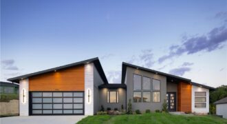 2150 NW Palisades Drive, Riverside, MO 64150