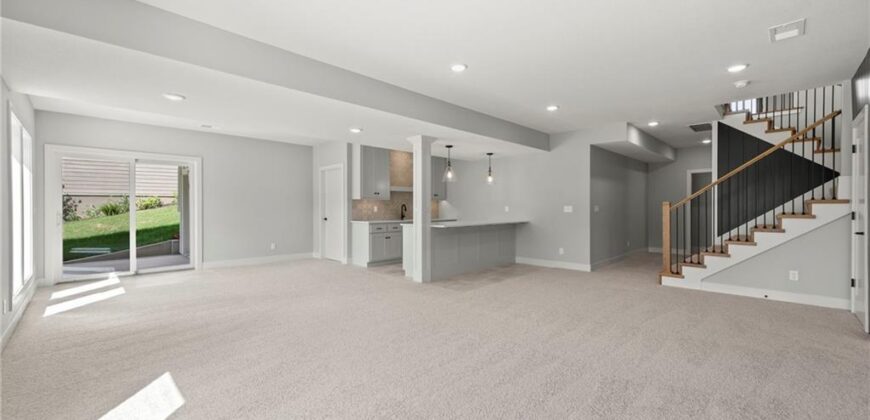 8716 N Lewis Avenue, Kansas City, MO 64157