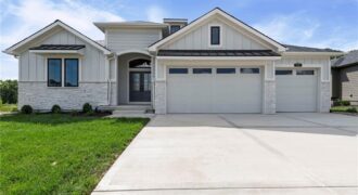 8716 N Lewis Avenue, Kansas City, MO 64157