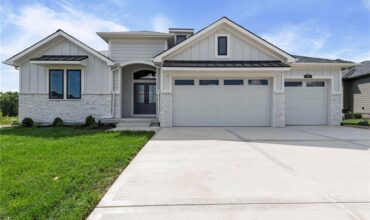 8716 N Lewis Avenue, Kansas City, MO 64157