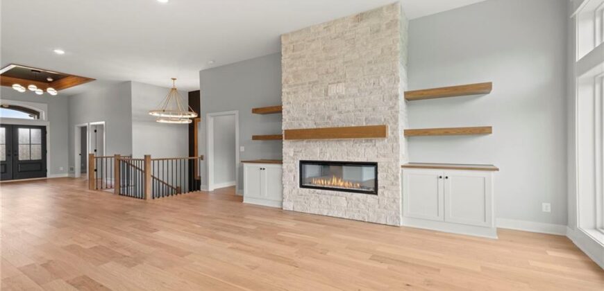 8716 N Lewis Avenue, Kansas City, MO 64157