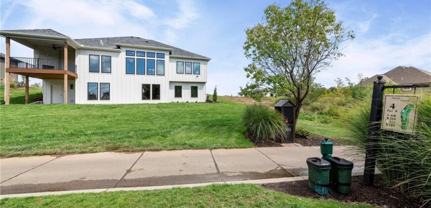 8716 N Lewis Avenue, Kansas City, MO 64157