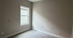13715 NW 70th Street, Parkville, MO 64152