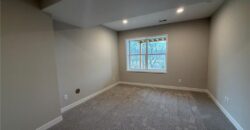 13715 NW 70th Street, Parkville, MO 64152