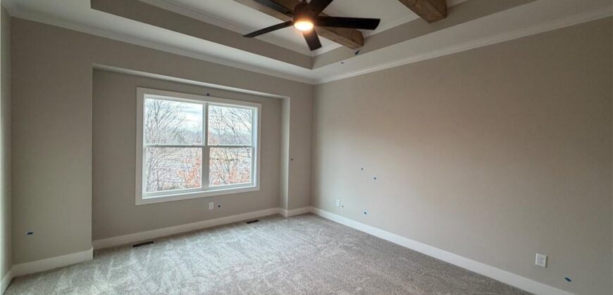 13715 NW 70th Street, Parkville, MO 64152