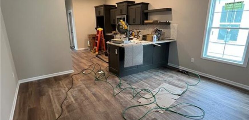 1600 Cottonwood Creek Avenue, Kearney, MO 64060