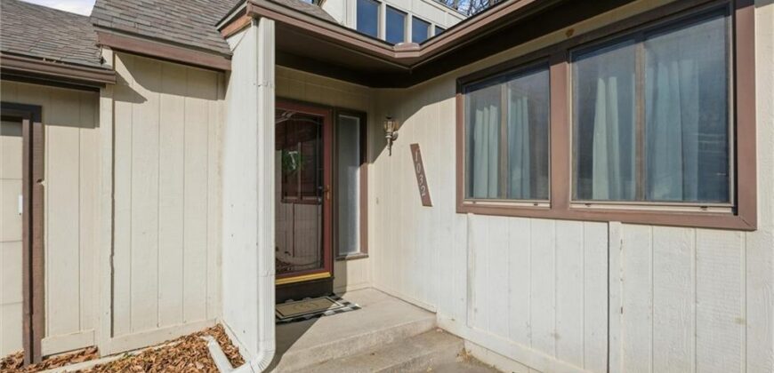 1032 NW 70TH Court, Kansas City, MO 64118