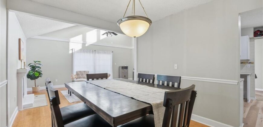 1032 NW 70TH Court, Kansas City, MO 64118