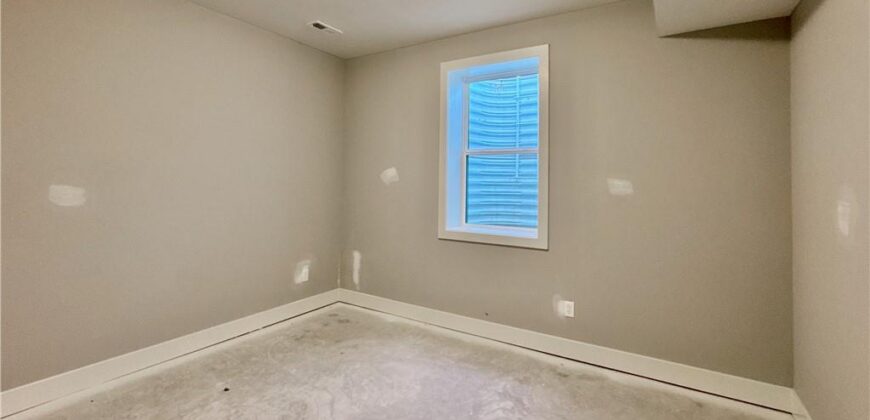 12740 NW Larkspur Lane, Platte City, MO 64079