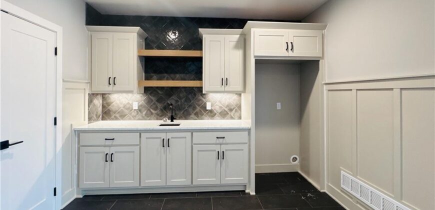 12770 NW Larkspur Lane, Platte City, MO 64079