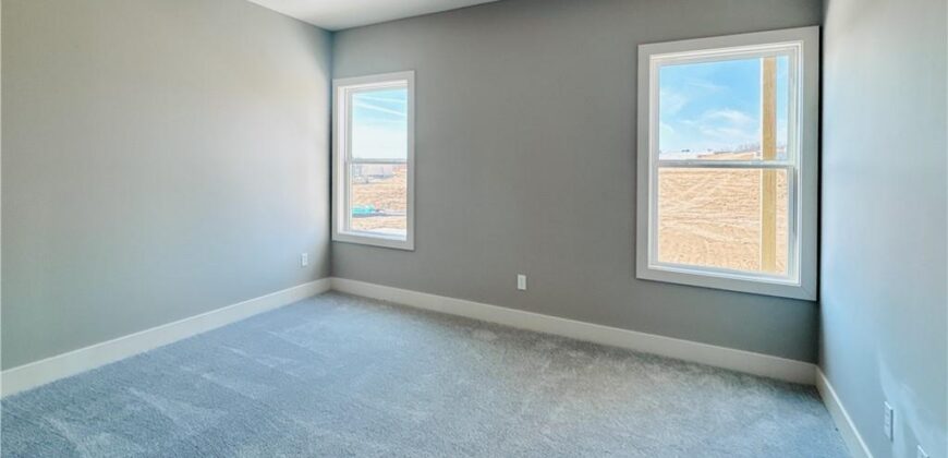 12770 NW Larkspur Lane, Platte City, MO 64079