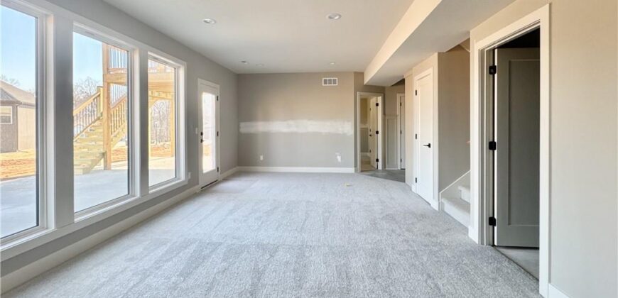 12775 NW Larkspur Lane, Platte City, MO 64079