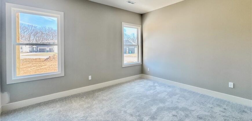 12765 NW Larkspur Lane, Platte City, MO 64079