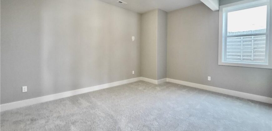 12765 NW Larkspur Lane, Platte City, MO 64079
