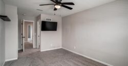 10423 N Chelsea Avenue, Kansas City, MO 64156