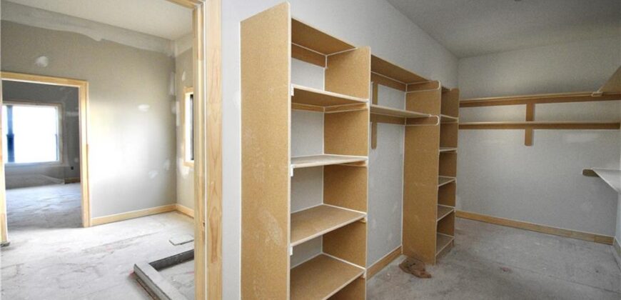 7629 N Booth Avenue, Kansas City, MO 64158