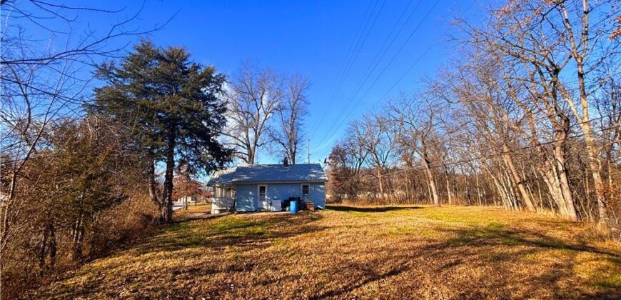 1116 Lake Maurer Road, Excelsior Springs, MO 64024