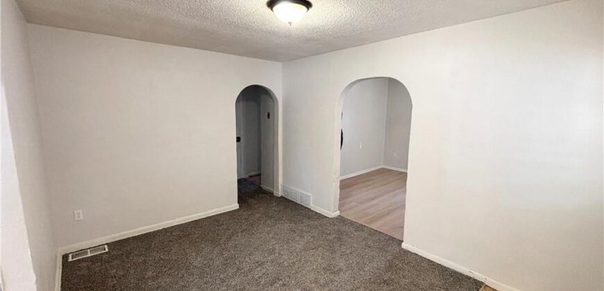 1116 Lake Maurer Road, Excelsior Springs, MO 64024