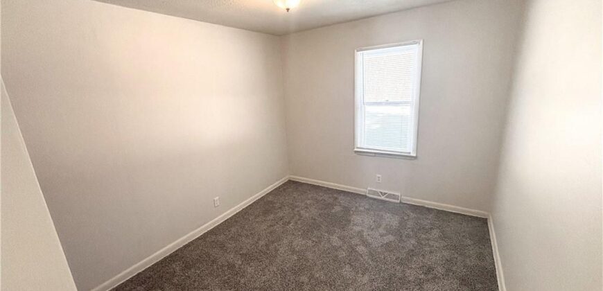 1116 Lake Maurer Road, Excelsior Springs, MO 64024