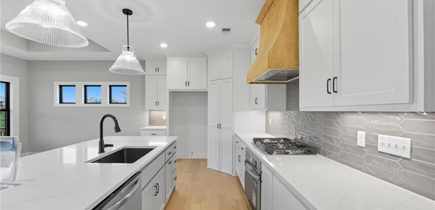 10503 N Liberty Street, Kansas City, MO 64155