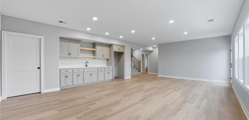 10503 N Liberty Street, Kansas City, MO 64155